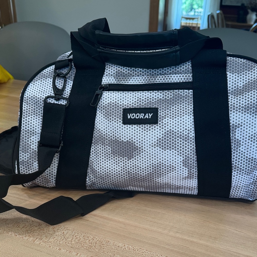 Vooray Black and Gray Duffel Bag for Men